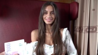 Czech Streets: Vanessa Alessia – A quickie on a fast train with an unfaithful beauty